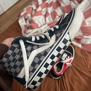 high top checkered pro vans